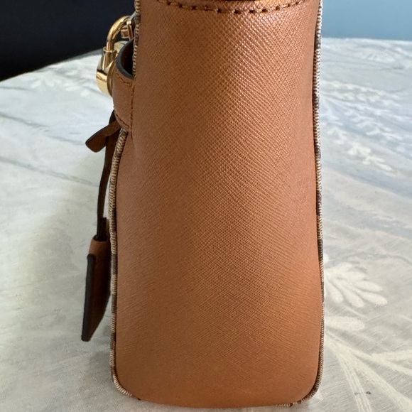 Michael Kors Signature Brown and Tan Crossbody Bag - Picture 6 of 10